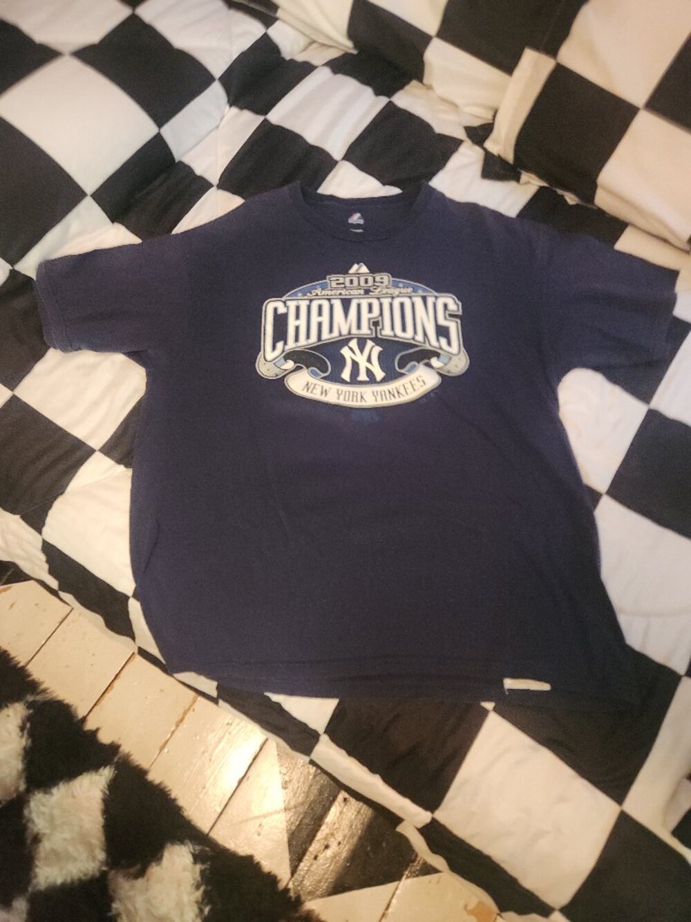 New York Yankees 2009 World Series Champions Tee — Majestic XL
